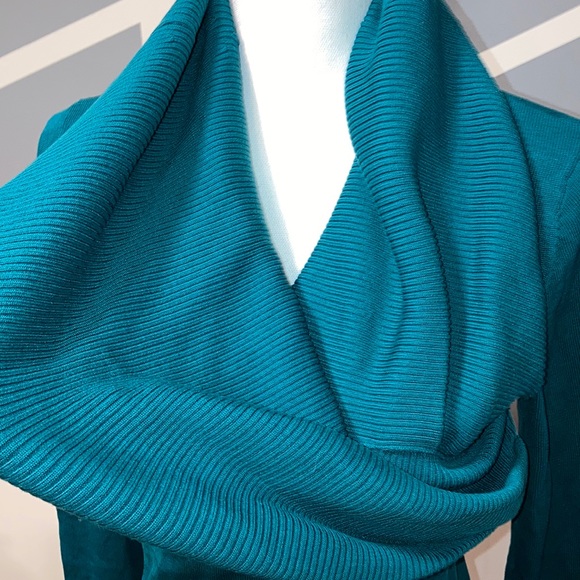 Kenneth Cole Black Label sweater - Picture 2 of 8